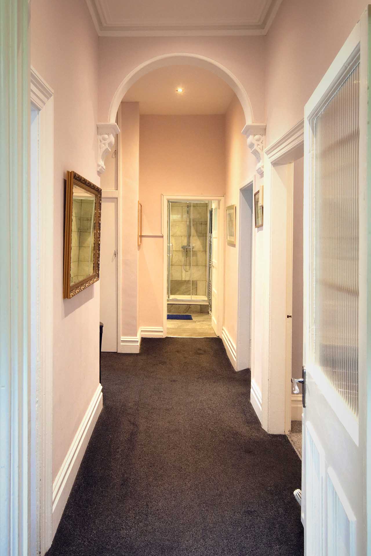 Regent's Chambers: Entrance Hallway